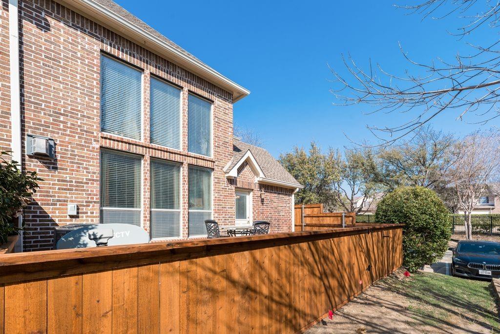 Villas At Coppell Twnhms - Residential