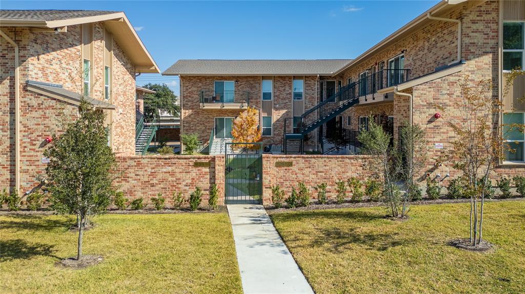 Park Central Condo - Residential