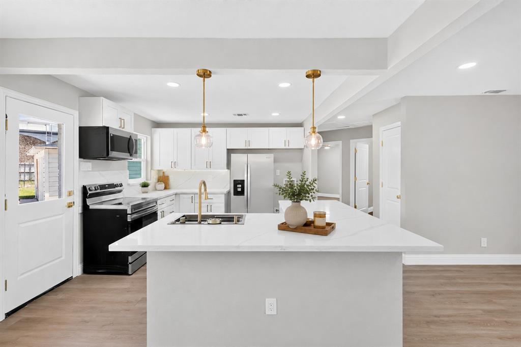 Lontos Heights - Residential Income