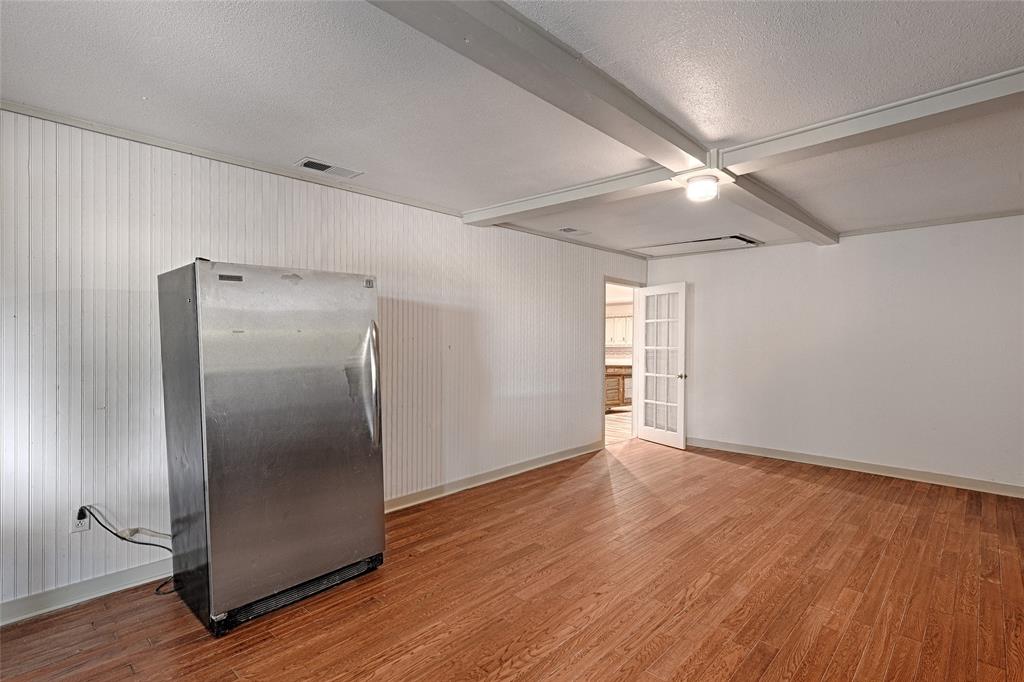 ZACHARIAH MOORE - Residential
