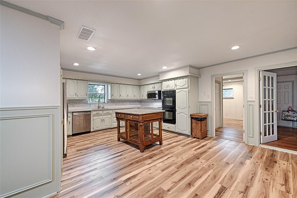 ZACHARIAH MOORE - Residential