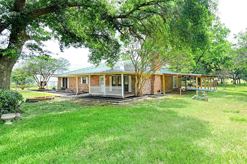 ZACHARIAH MOORE - Residential