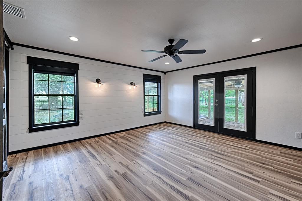 ZACHARIAH MOORE - Residential