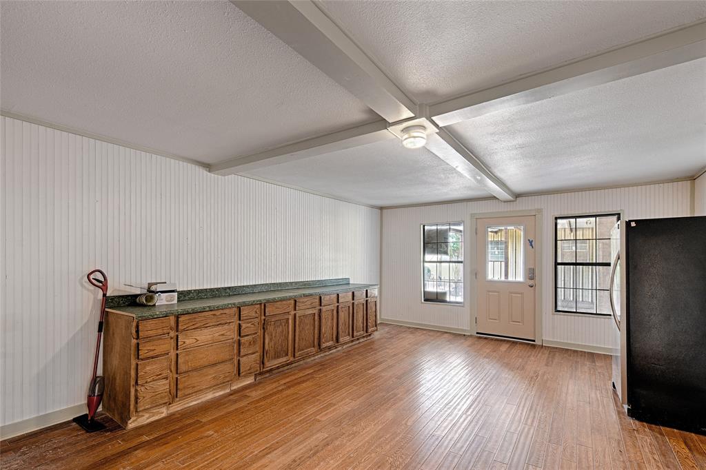 ZACHARIAH MOORE - Residential