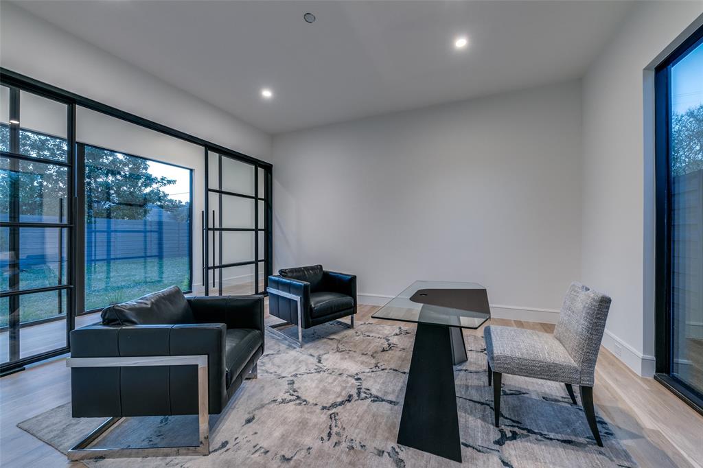 Crestmanor Estates - Residential