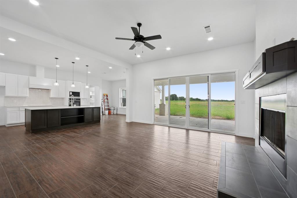 Acres on Nolan River - Residential