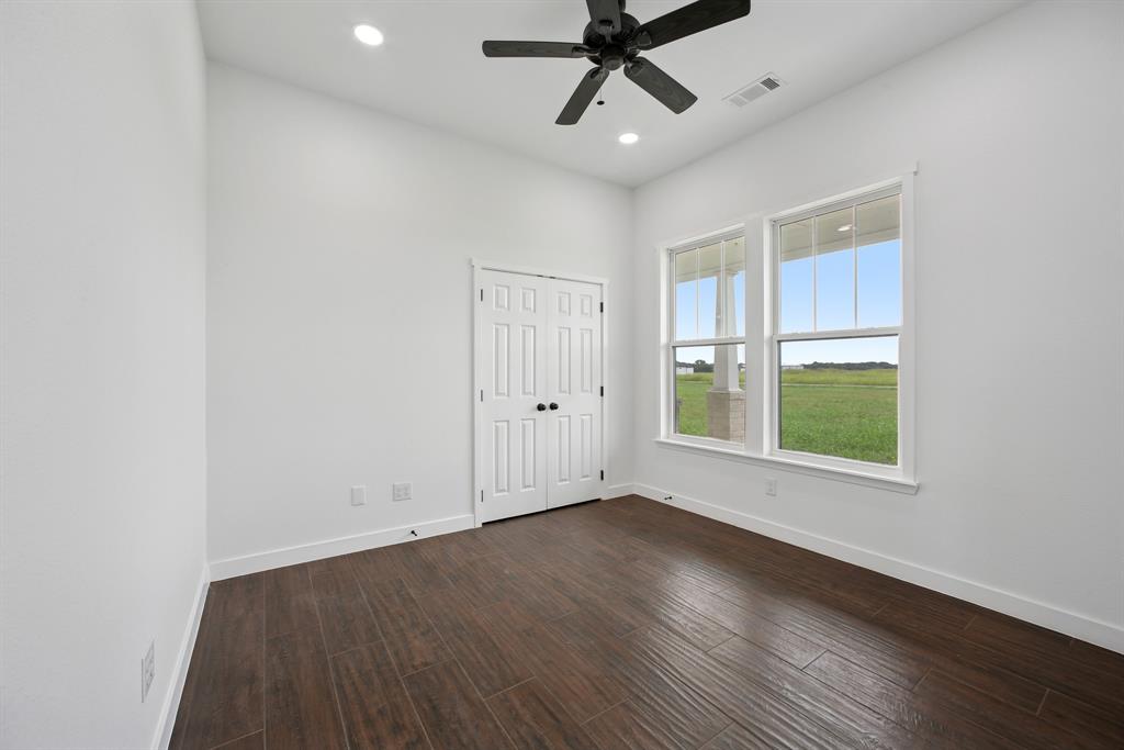 Acres on Nolan River - Residential