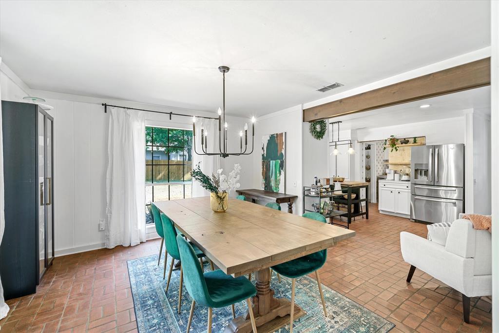 E Moro - Residential