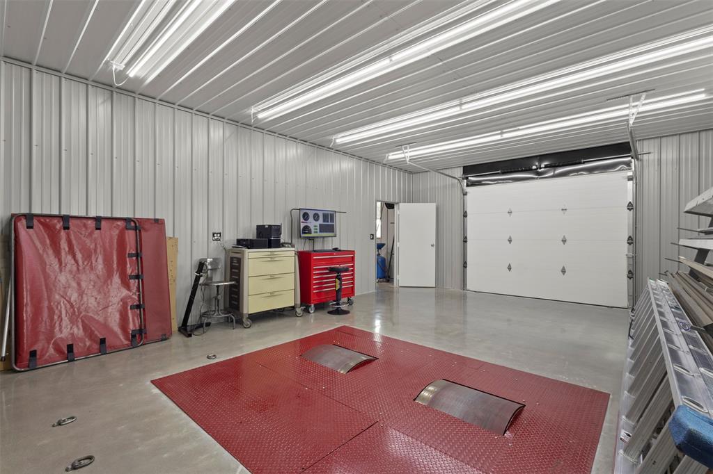 R Moore Add - Residential