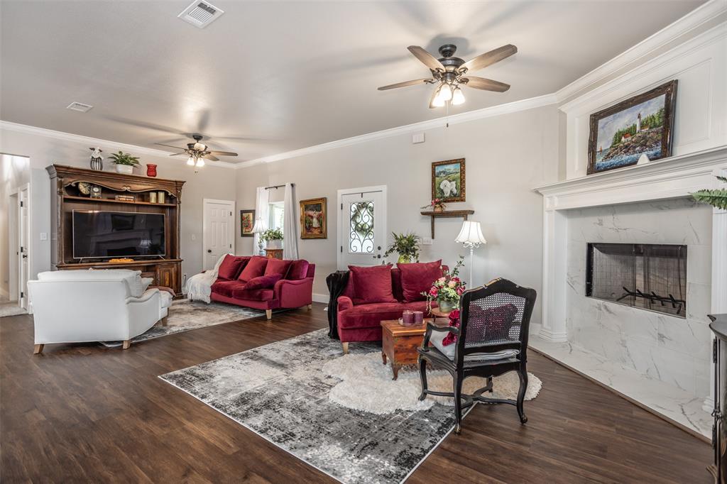 Bailey Acc - Residential