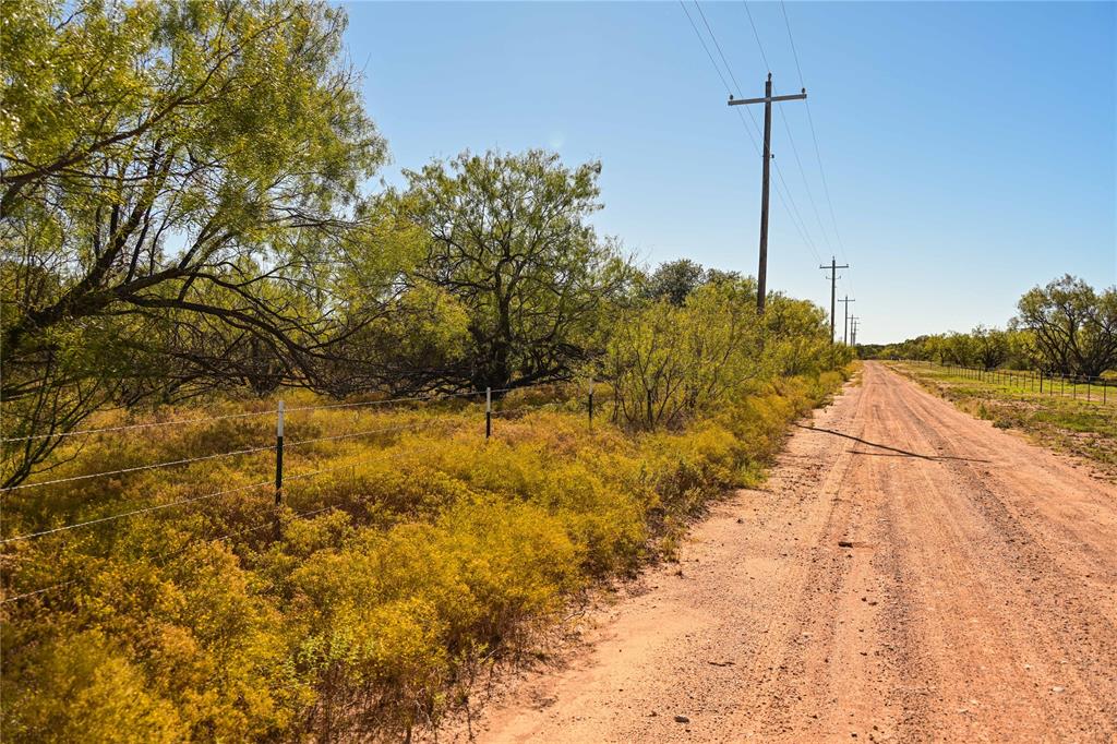 0679 - Land