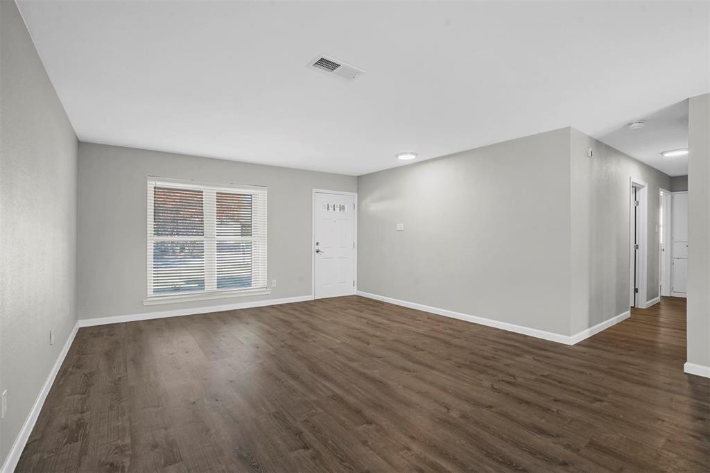 Bell Manor - Residential
