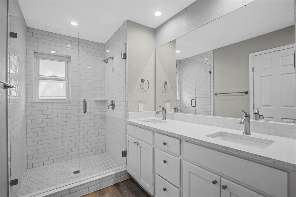 Bell Manor - Residential