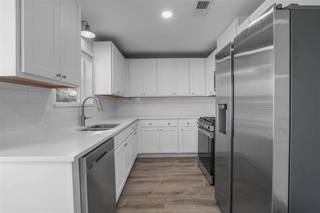 Bell Manor - Residential