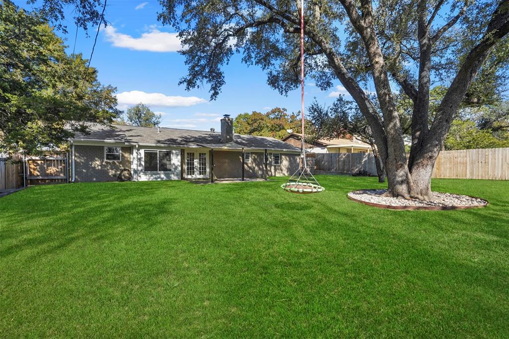 Bell Manor - Residential