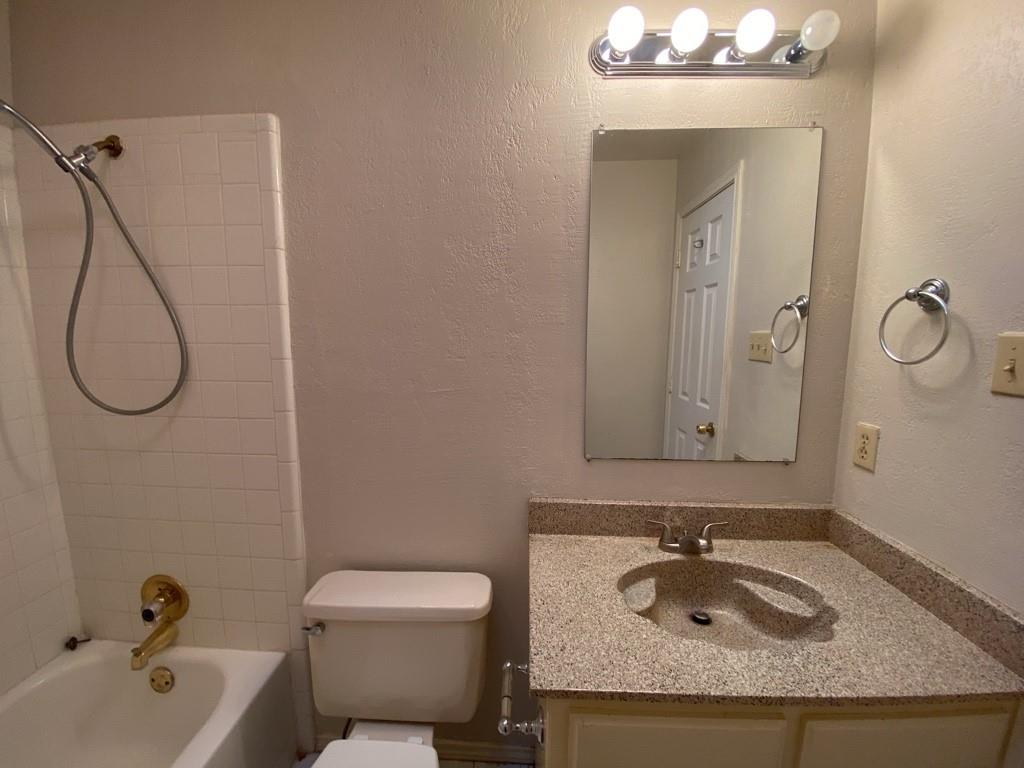 Oakwood Terrace Add - Residential Lease