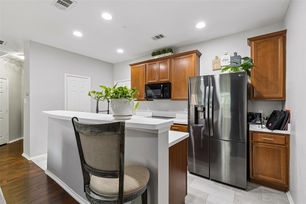 The Cascades At The Legends Ph - Residential