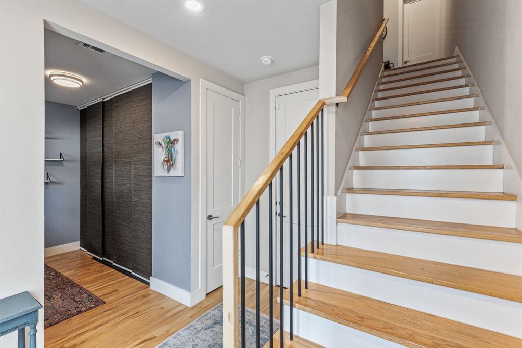 Ross Ave Bldg 1 - Residential