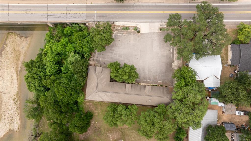 East End - Commercial Sale
