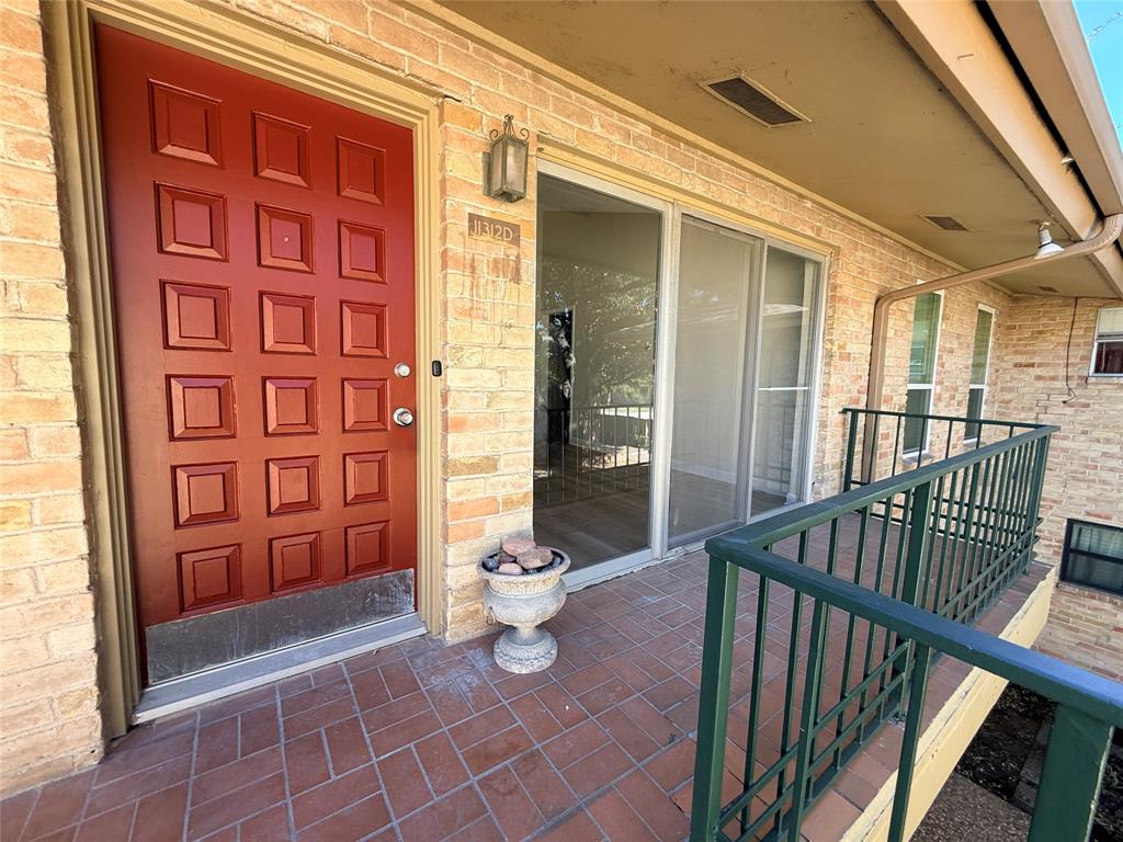 Park Central Condo - Residential