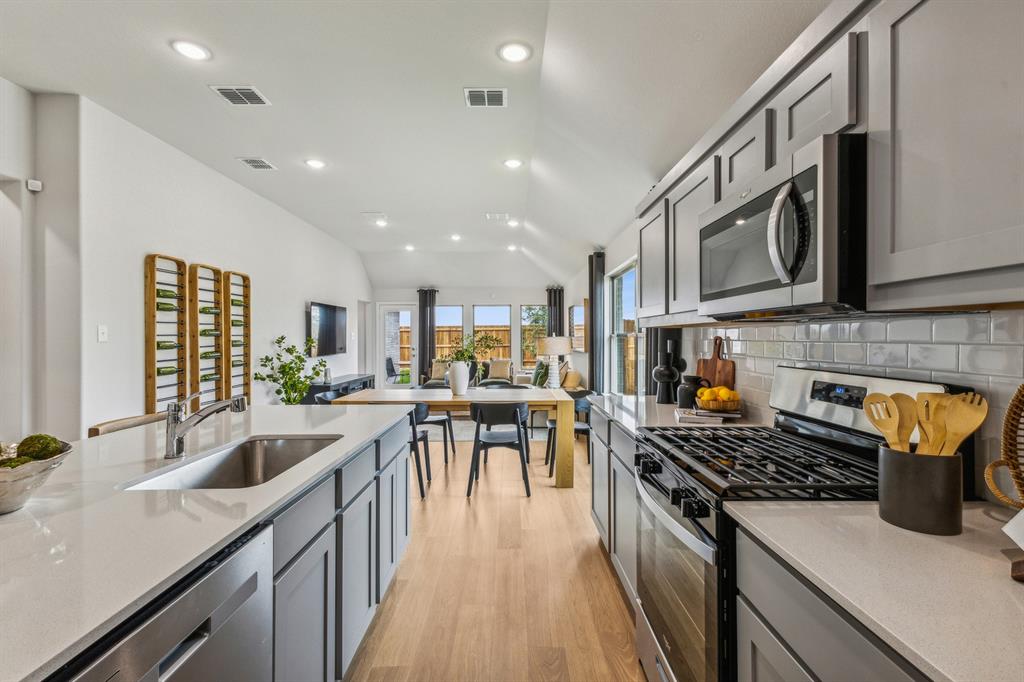 Elevon - Residential
