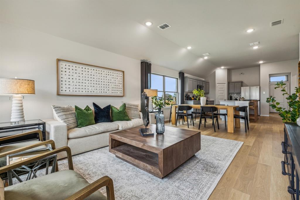 Elevon - Residential