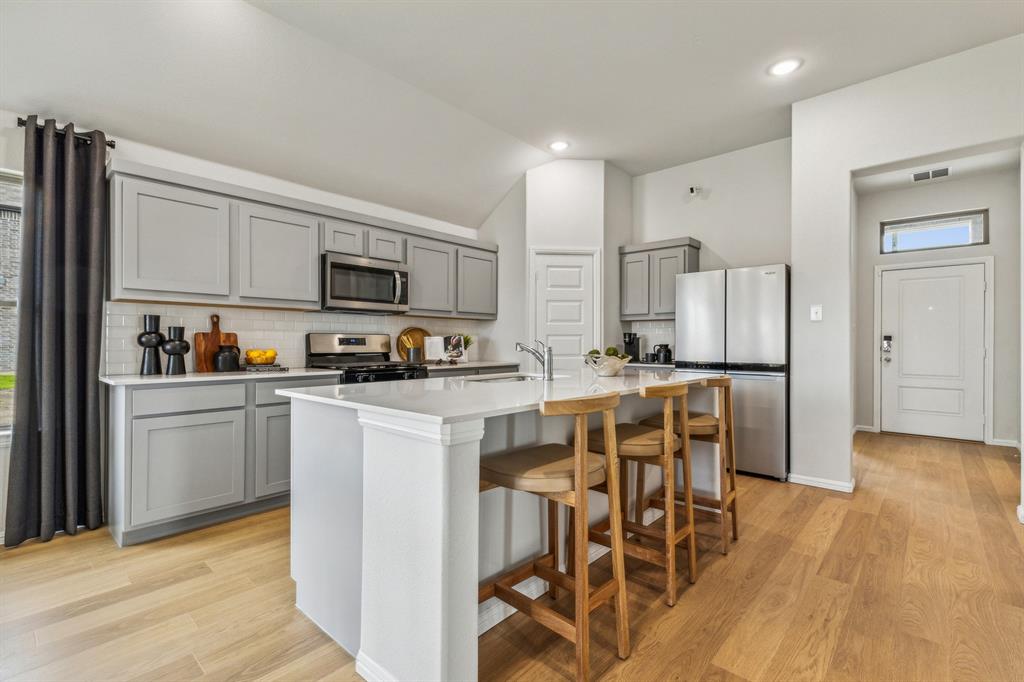 Elevon - Residential