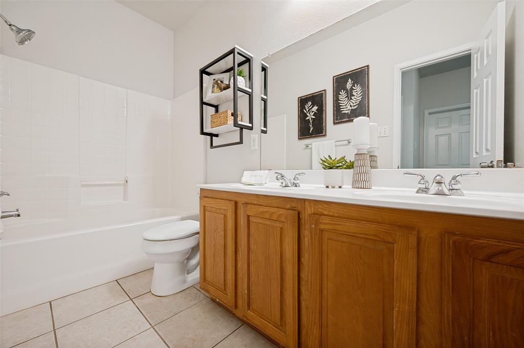 Live Oak Village Ph 2 - Residential