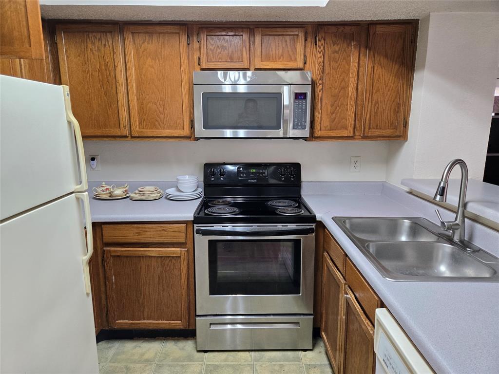 Richland Trace Condos - Residential
