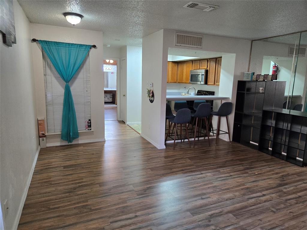 Richland Trace Condos - Residential