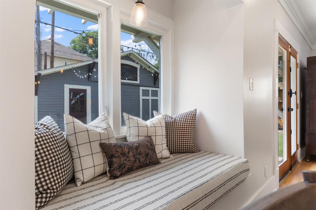 Munger Place - Residential