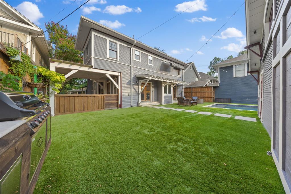 Munger Place - Residential