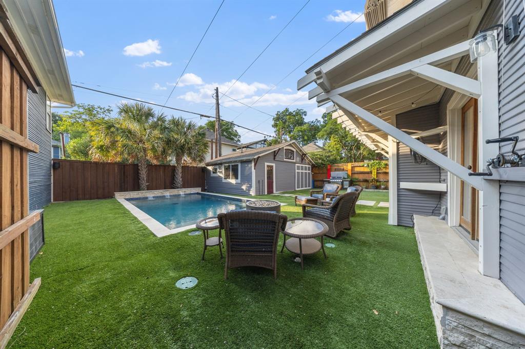 Munger Place - Residential