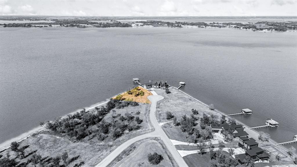 Diamond Point - Land