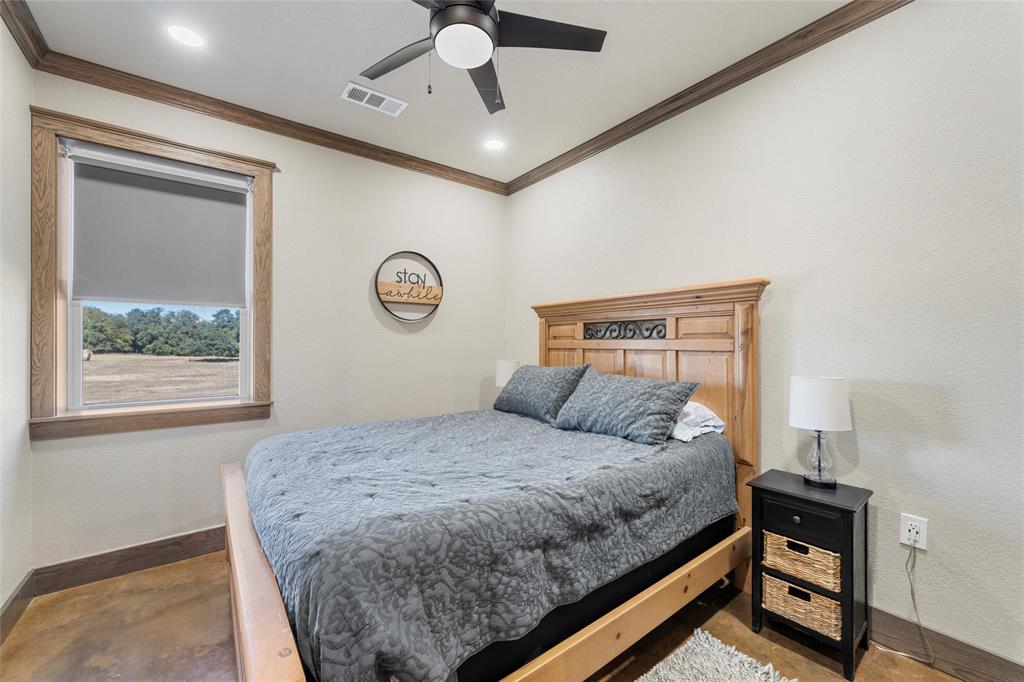 MONTGOMERY ANDREW - Residential