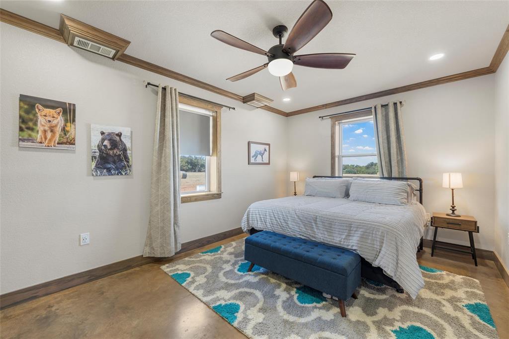 MONTGOMERY ANDREW - Residential