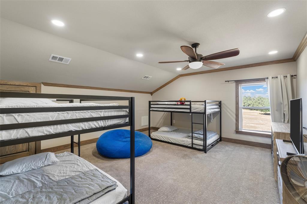 MONTGOMERY ANDREW - Residential