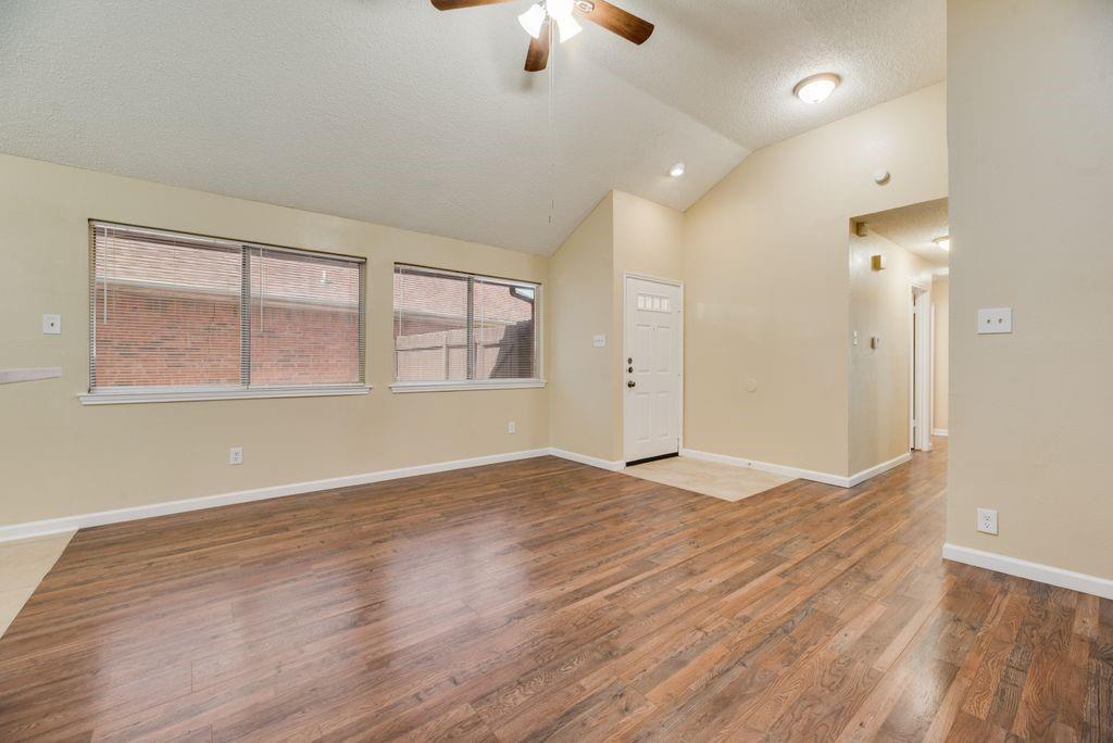 INDEPENDENCE PARK - Residential
