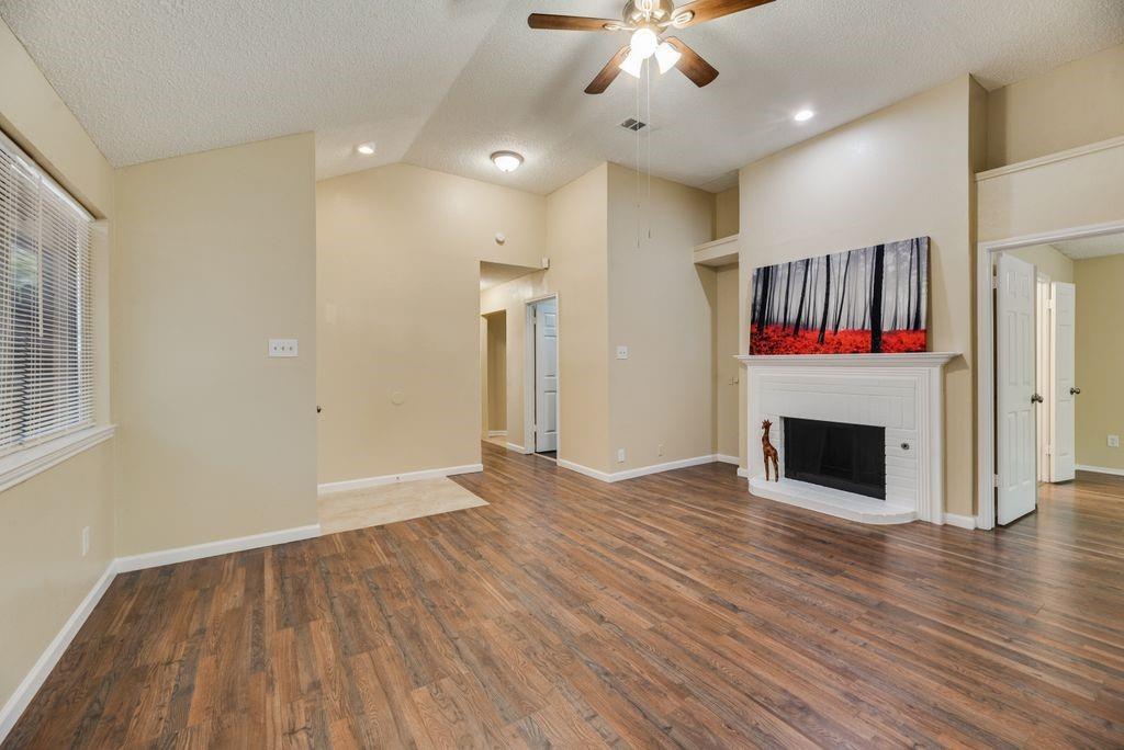 INDEPENDENCE PARK - Residential