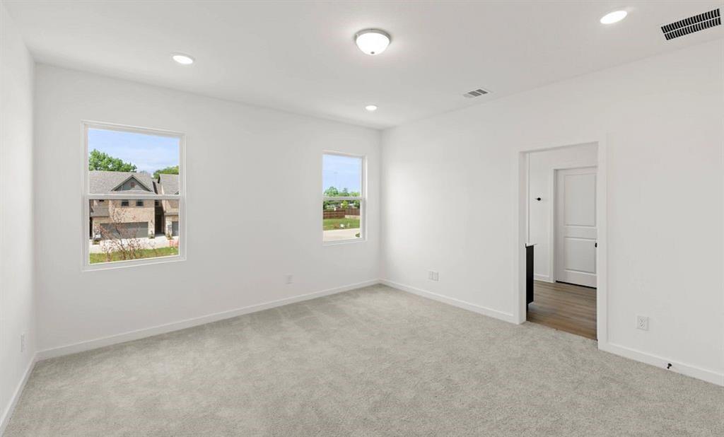 Sereno Oaks at Buckner Terrace - Residential