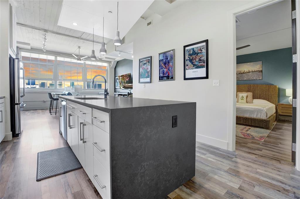 One Montgomery Plaza Residence Condo - Residential