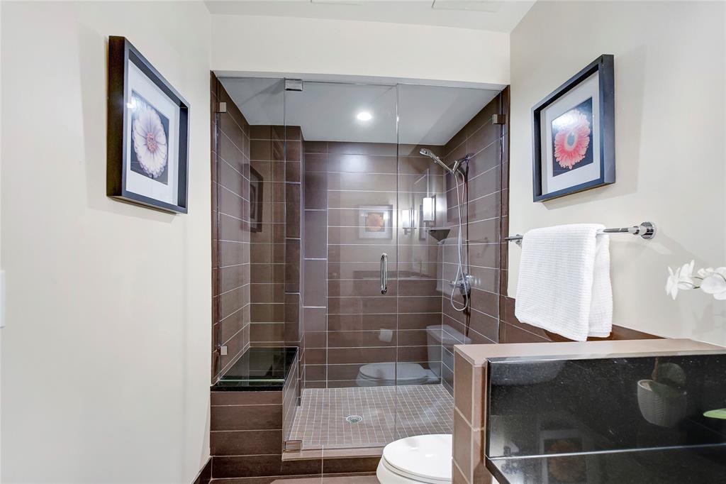 One Montgomery Plaza Residence Condo - Residential