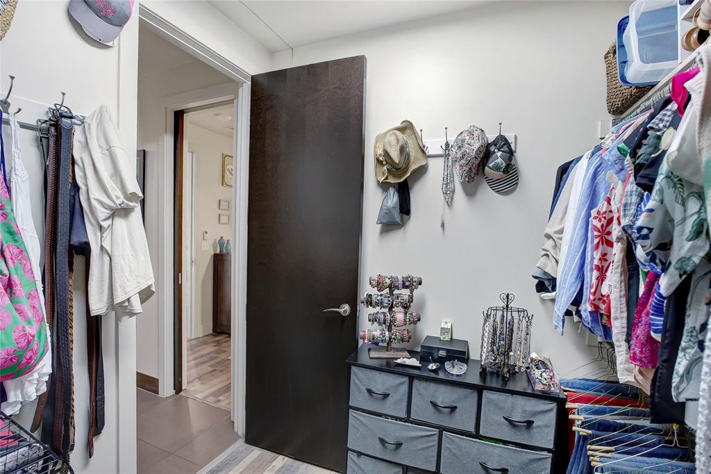 One Montgomery Plaza Residence Condo - Residential