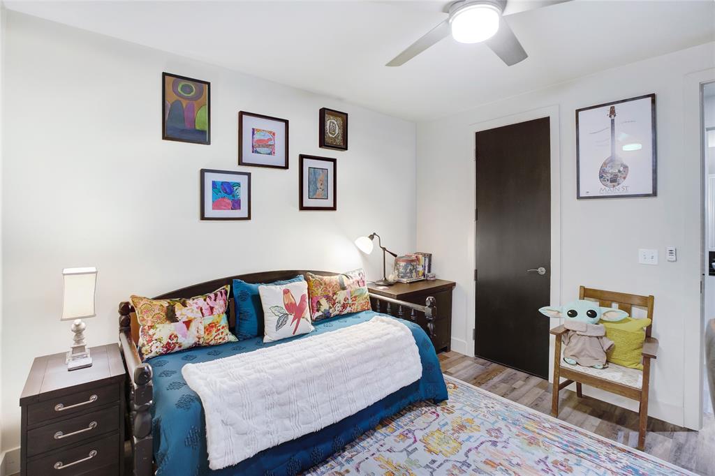 One Montgomery Plaza Residence Condo - Residential