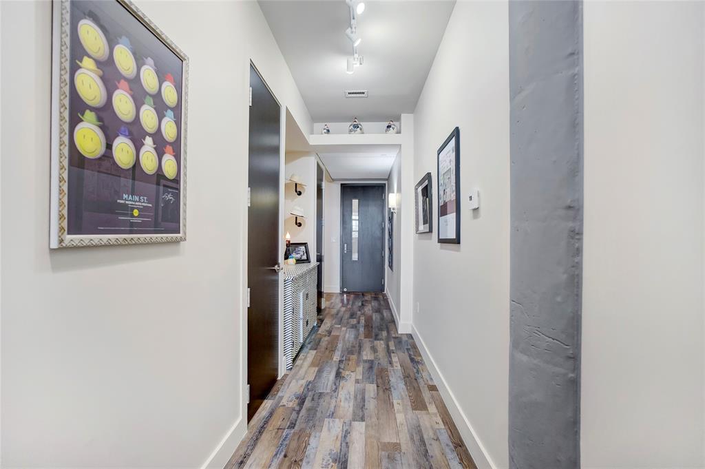 One Montgomery Plaza Residence Condo - Residential
