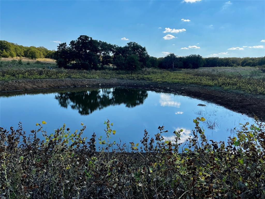 J W Mccomb Survey - Land