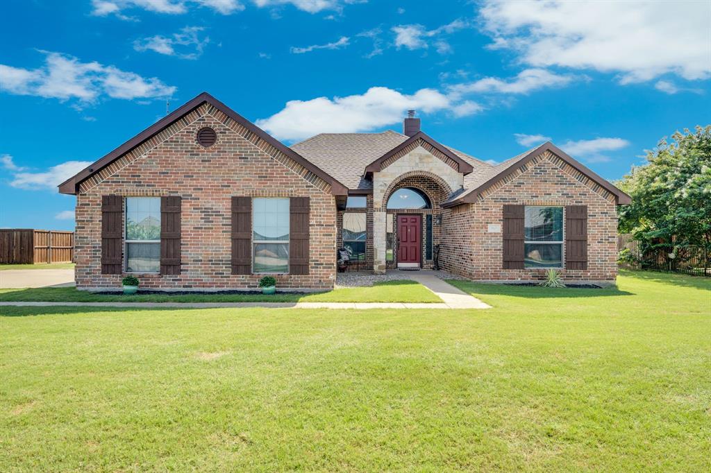 Rare find in Waxahachie! This exceptional property offers versatile living with a 3-bedroom, 2-bathroom main residence plus a dedicated home office, complemented by a fully appointed 1-bedroom, 1-bathroom pool house complete with its own living area and kitchen — perfect for guests, multi-generational living, or income potential.
Step outside to your private backyard oasis featuring a sparkling pool, ideal for Texas summers and effortless entertaining. The property backs up to peaceful green space, providing privacy and serene views with no rear neighbors. Whether you're looking for room to spread out, space for extended family, or simply the best of indoor-outdoor living, this property checks every box. Schedule your private showing today!