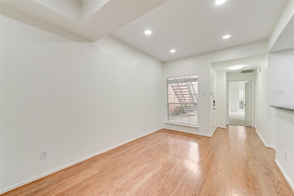 Williamsburg Condo Ph 02 - Residential Lease