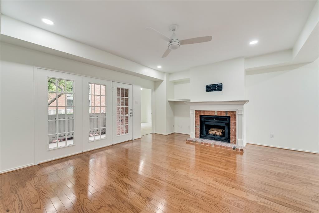 Williamsburg Condo Ph 02 - Residential Lease