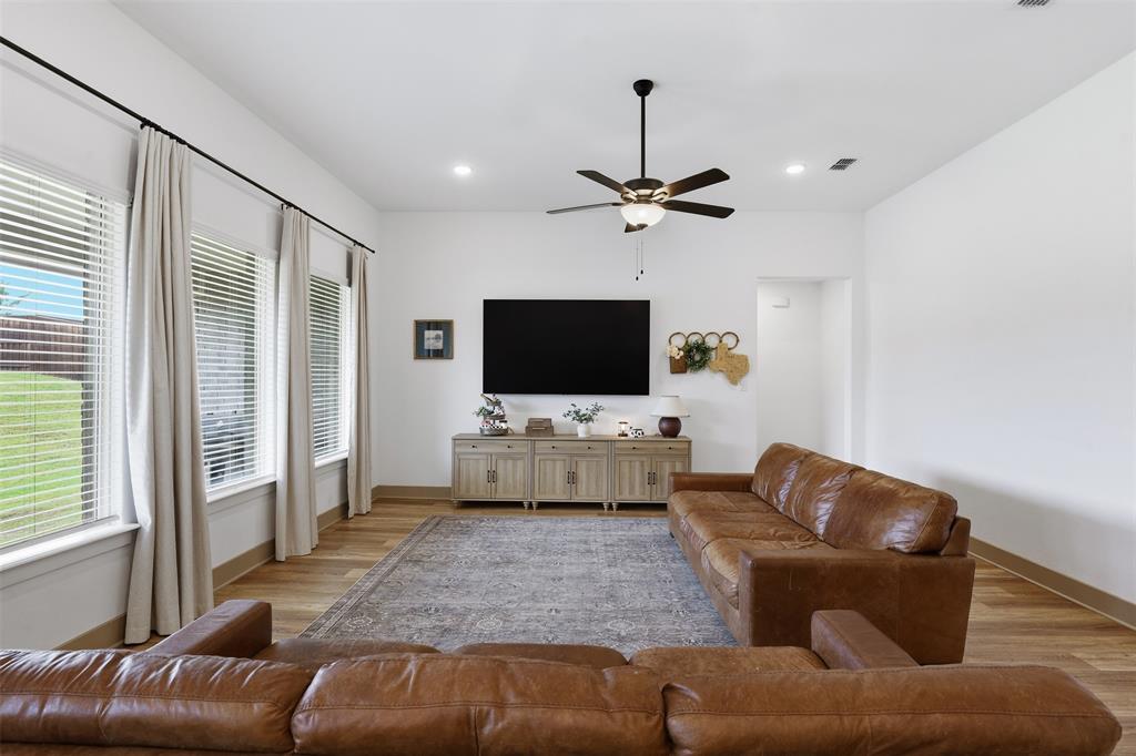 Ventana Ph 5a - Residential